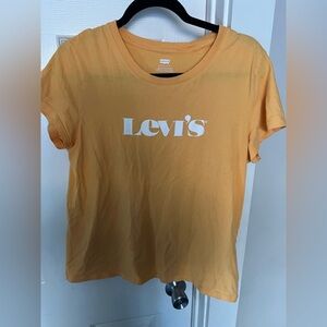Levi's Golden Tee